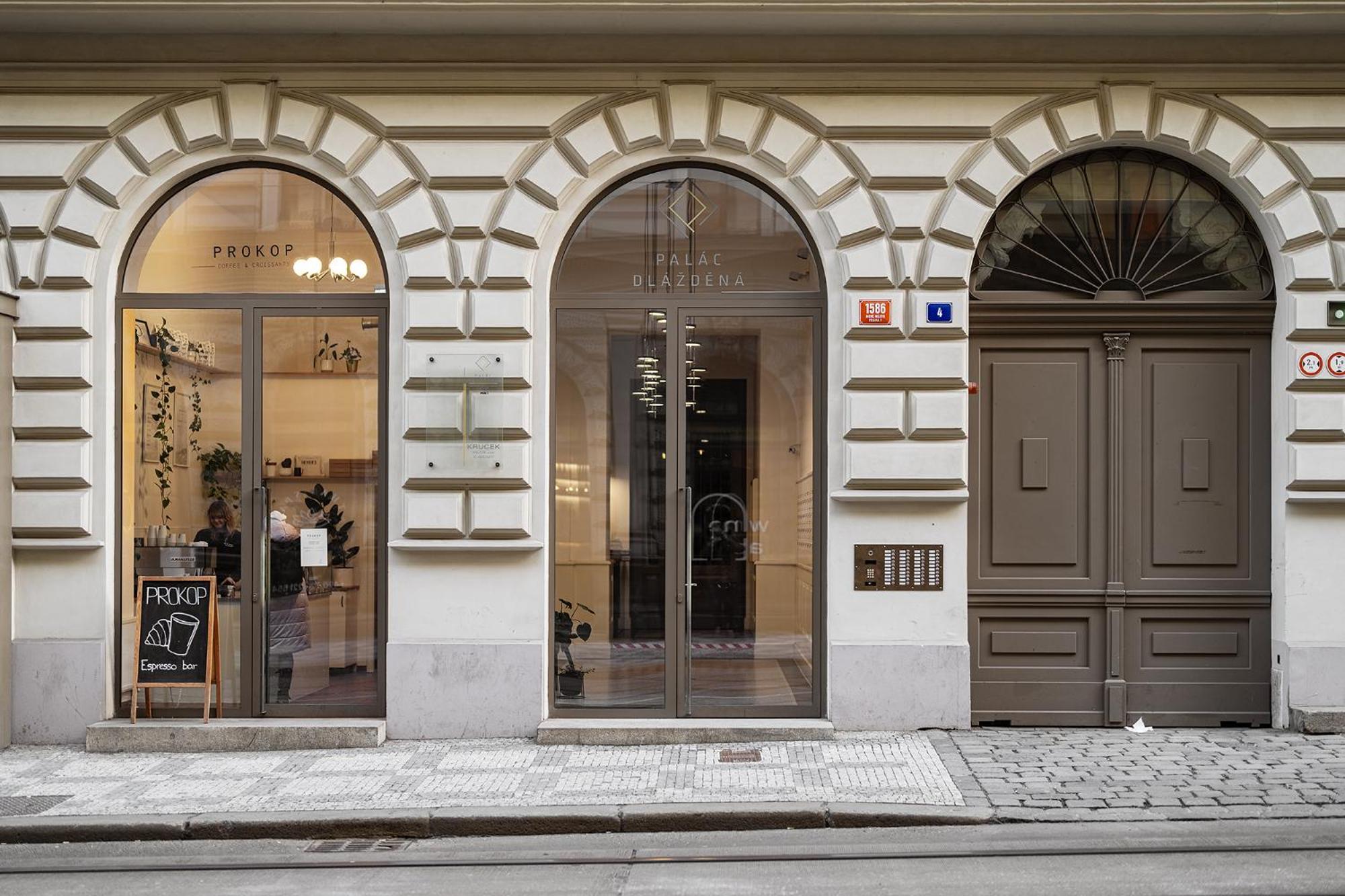 Luxury Apartment In The Center Prague Exterior photo